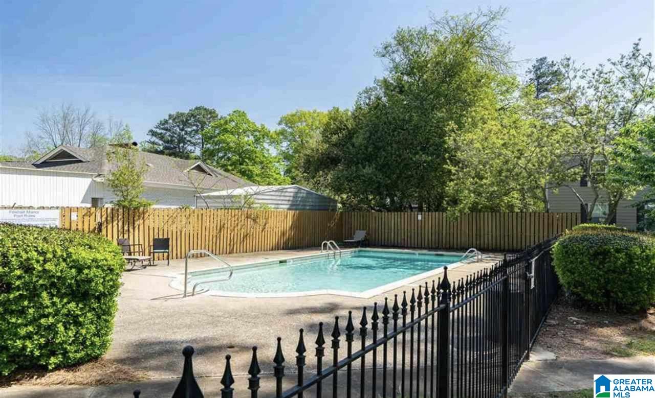 206 Fox Hall Road, Unit D Birmingham, AL 35213 - Photo 2 of 11