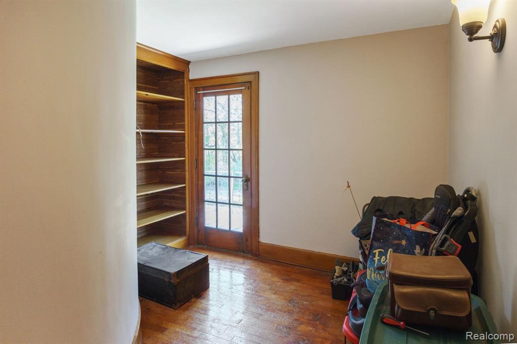 9392 Faussett Road Fenton, MI 48430 - Photo 23 of 34 Gallery Image 23