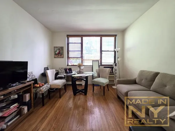 $3,999 | 171 East 77th Street, Unit 3F | Upper East Side