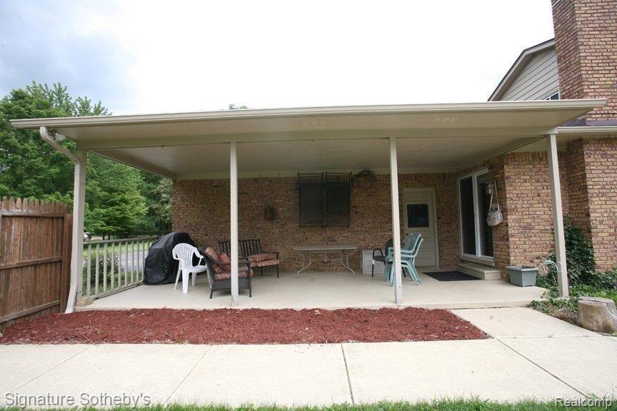 7779 Reese Road Clarkston, MI 48348 - Photo 15 of 20 Covered Porch