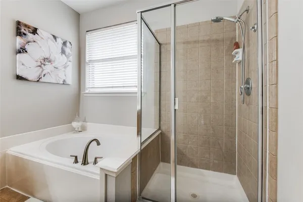 $2,495 | 1425 Gatlinburg Circle, DeSoto, TX 75115