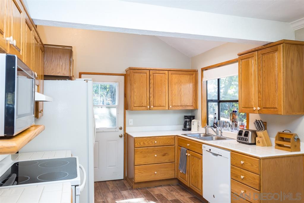7627 Corte Madera Road Pine Valley, CA 91962 - Photo 11 of 24 Gallery Image 11