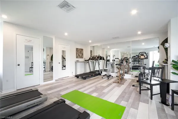 $4,500 | 1530 Imperial Golf Course Boulevard, Unit 322, Naples, FL 34110