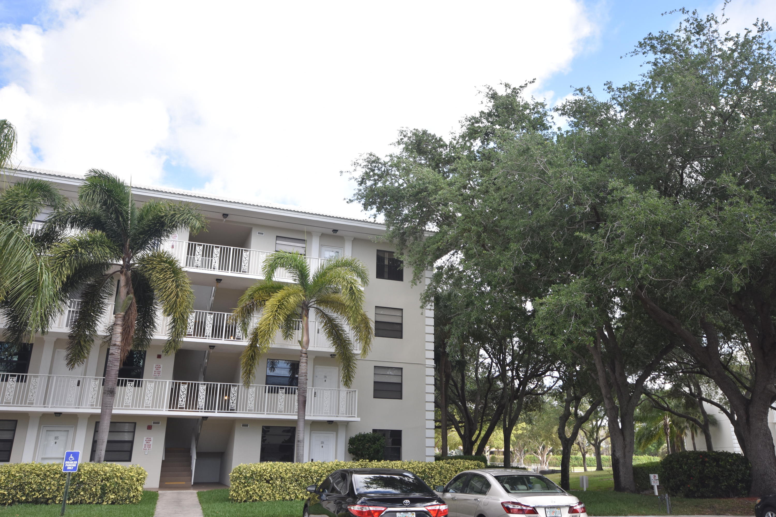 6109 Balboa Circle, Unit 406 Boca Raton, FL 33433 - Photo 28 of 29 Front of Building