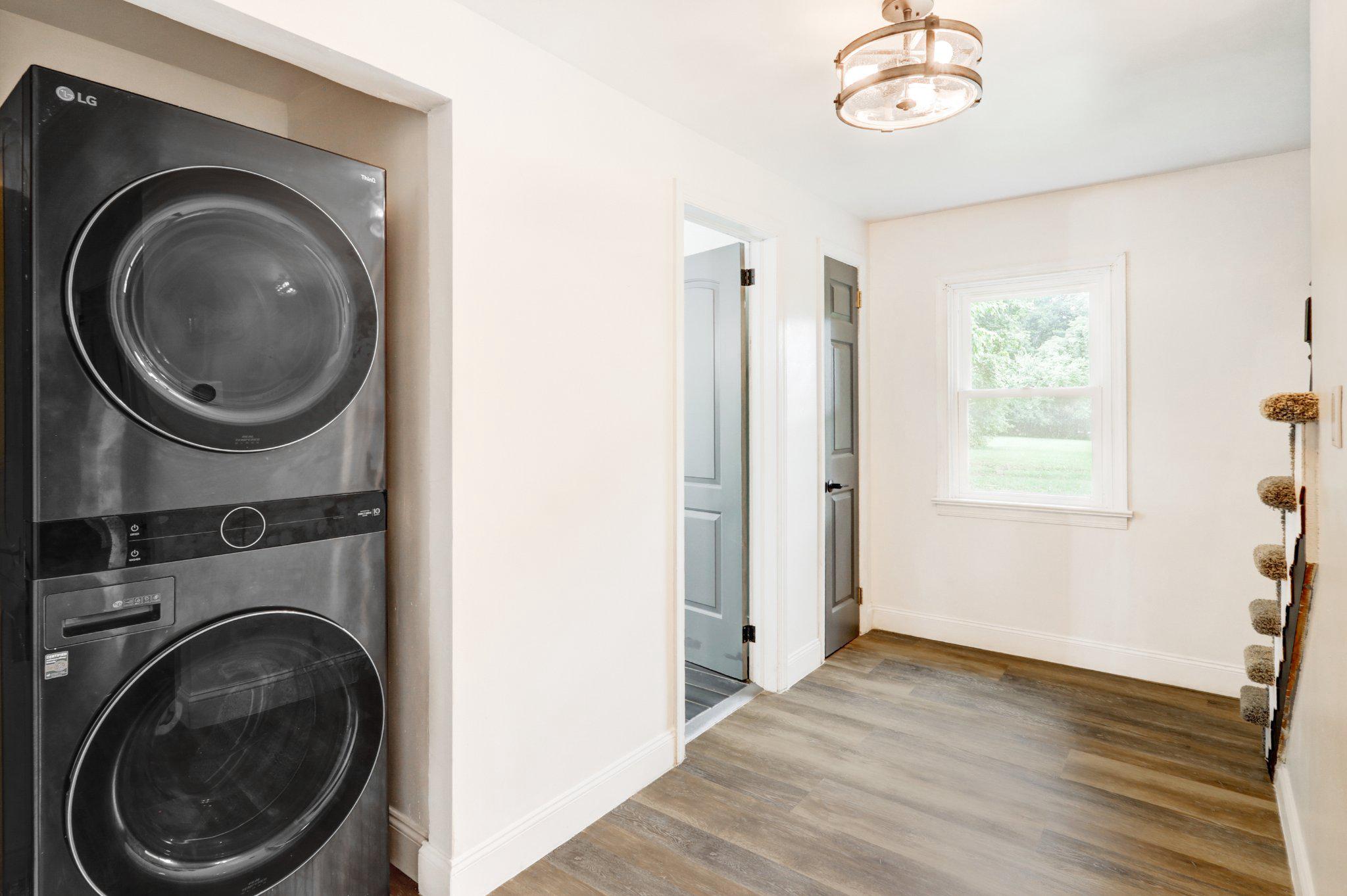 1535 Welsh Road Reading, PA 19607 - Photo 15 of 34 Laundry Space