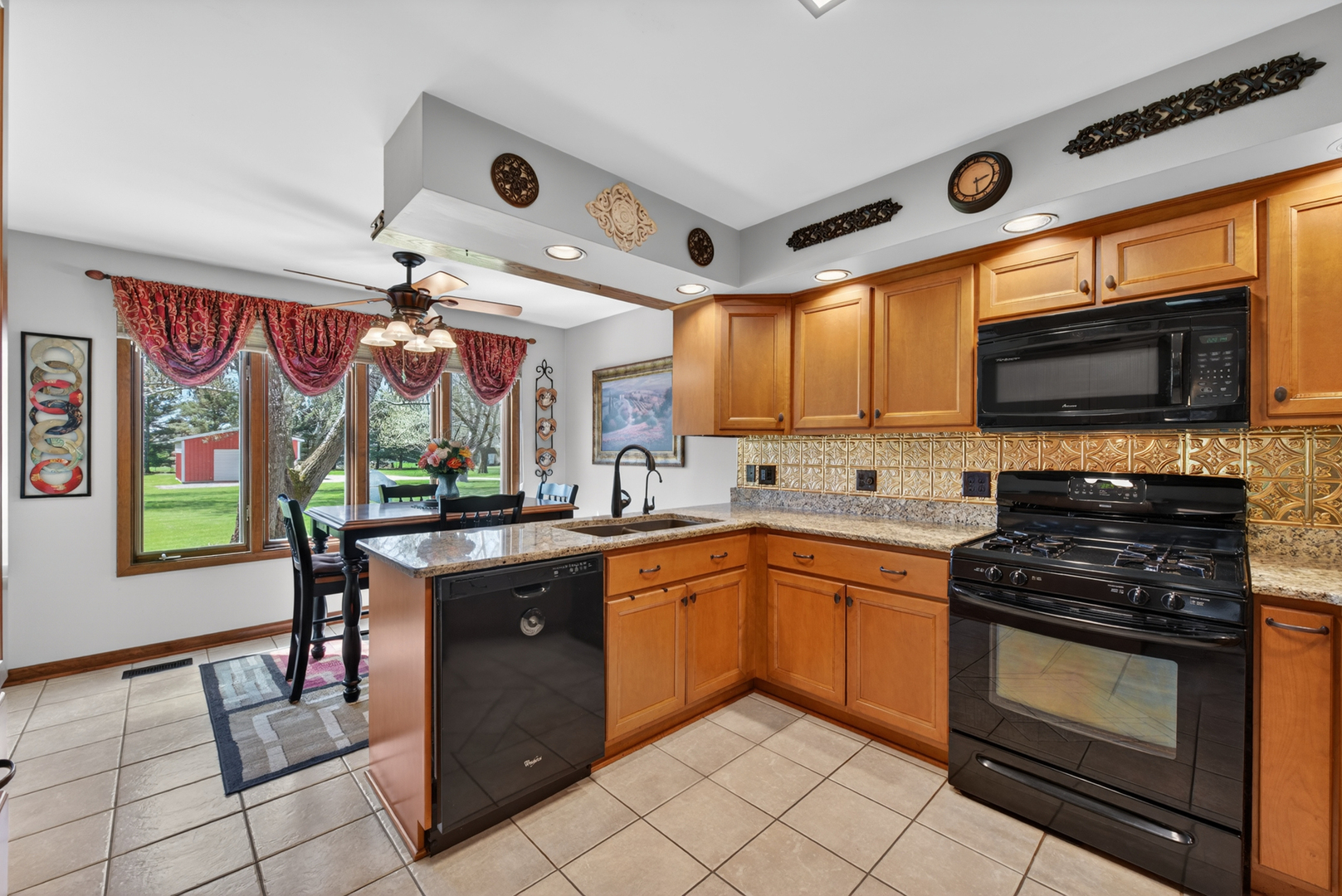 721 Wisconsin Road New Lenox, IL 60451 - Photo 20 of 91 Gallery Image 20