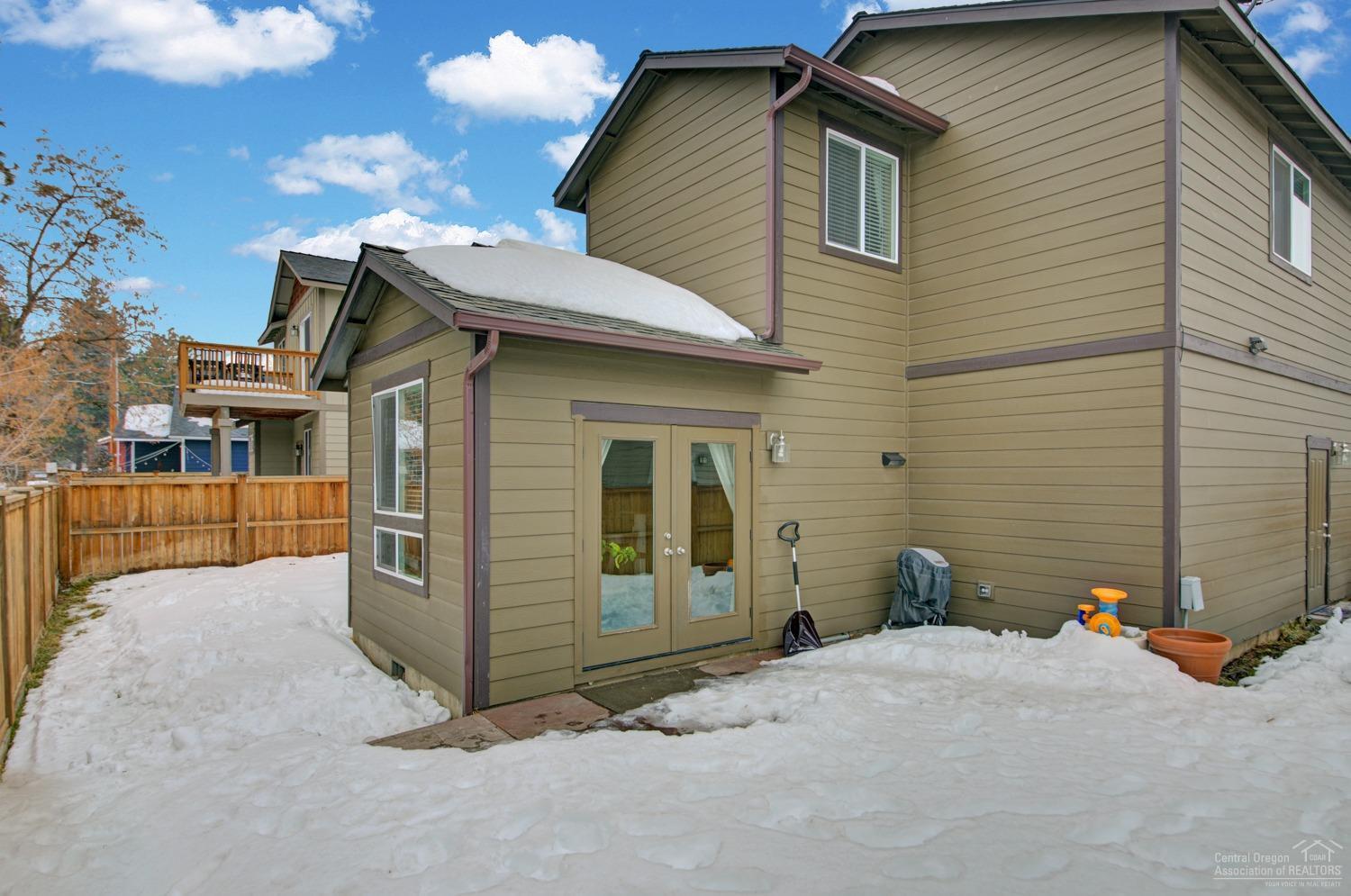 20066 Southwest Millbrook Lane Bend, OR 97702 - Photo 21 of 24 Additional Photo