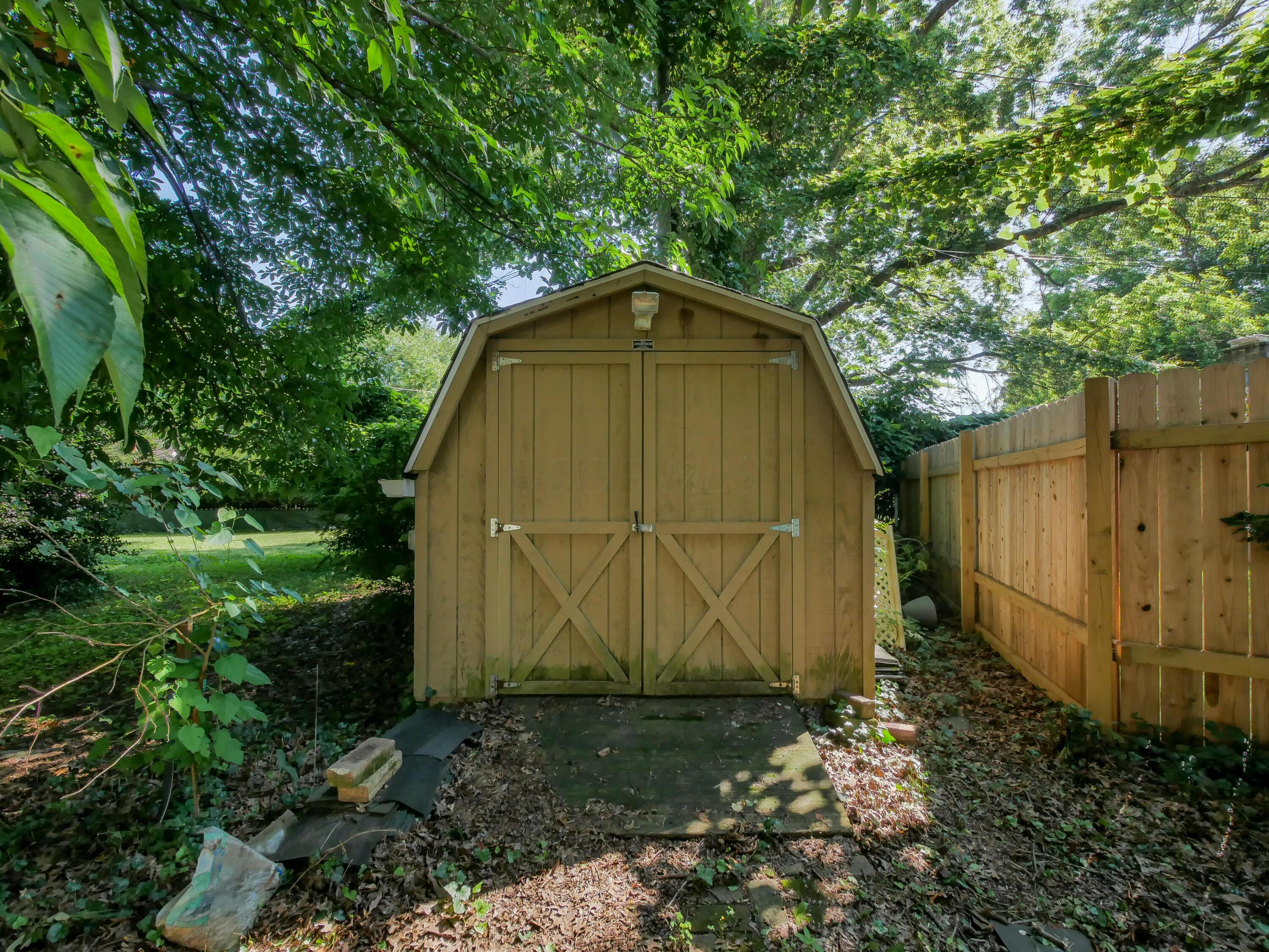 227 North Quentin Road Newark, OH 43055 - Photo 29 of 29 Back Shed