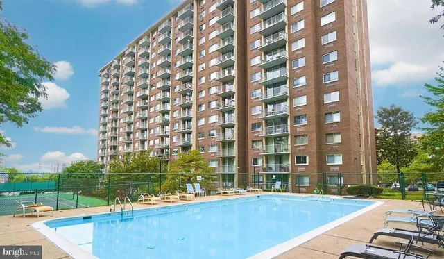 $1,650 | 2059 Huntington Avenue, Unit 1602, Alexandria, VA 22303