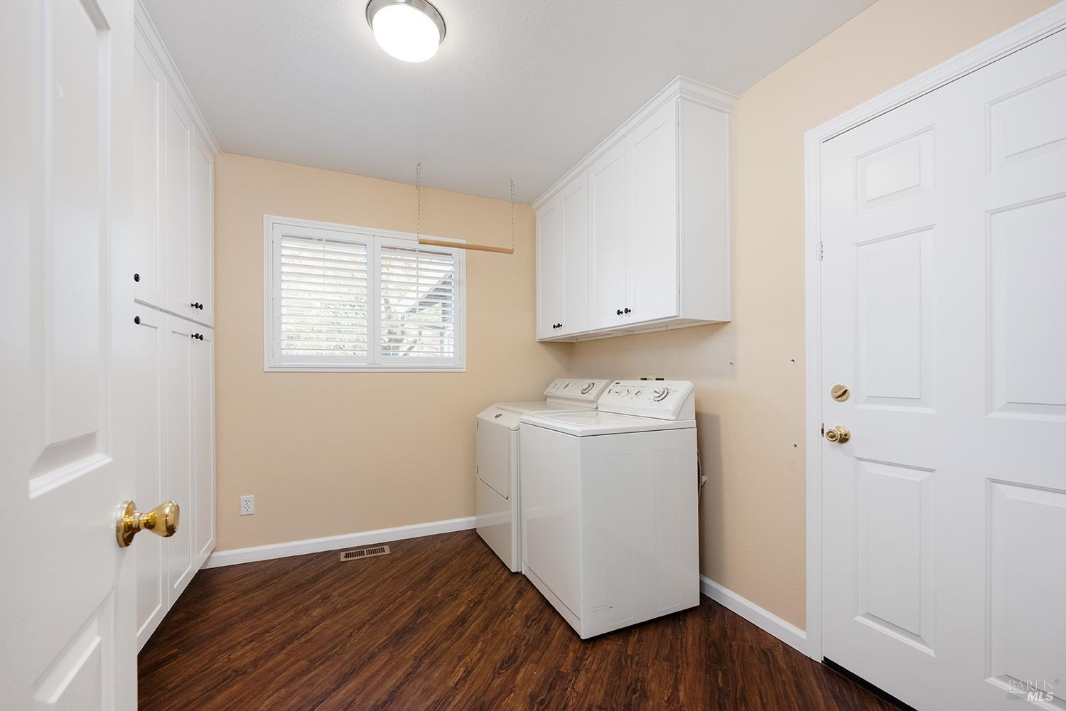 2726 Edison Street Graton, CA 95444 - Photo 12 of 26