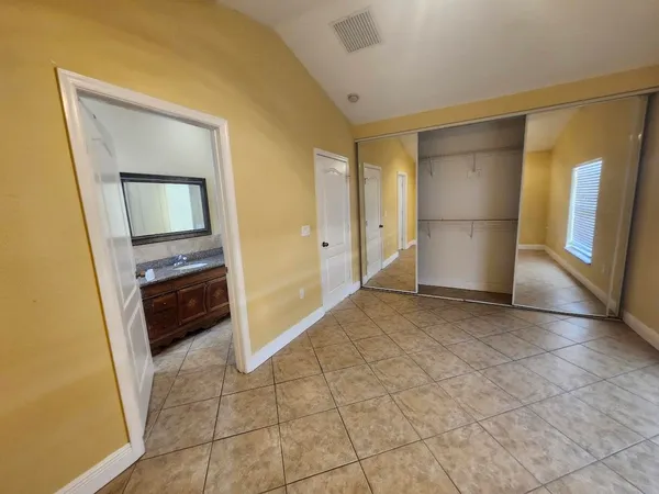 $1,850 | 4824 Cambridge Street, Lake Worth, FL 33463