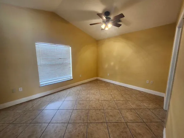 $1,850 | 4824 Cambridge Street, Lake Worth, FL 33463