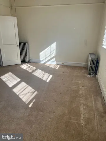 $1,675 | 213 East Main Street, Maple Shade, NJ 08052