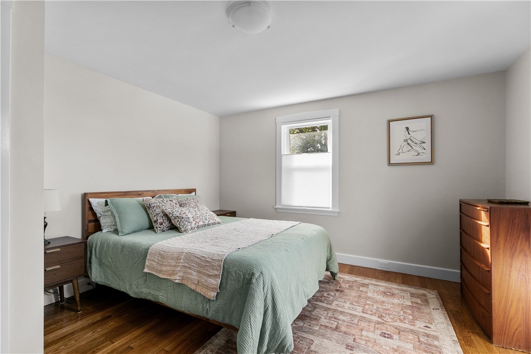 72 Kane Avenue Middletown, RI 02842 - Photo 17 of 26