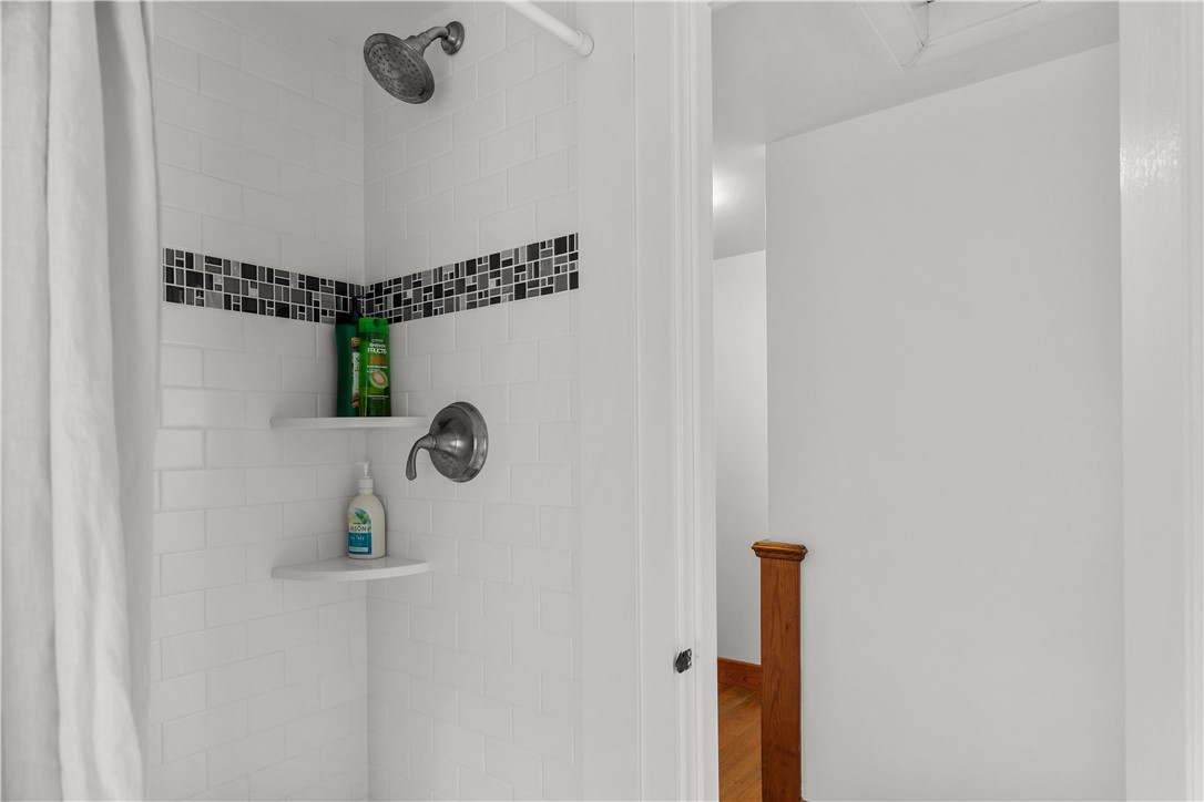 72 Kane Avenue Middletown, RI 02842 - Photo 23 of 26