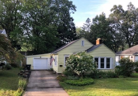 1461 Ridge Avenue Muskegon, MI 49441 - Photo 1 of 34 IMG_3875 (1)