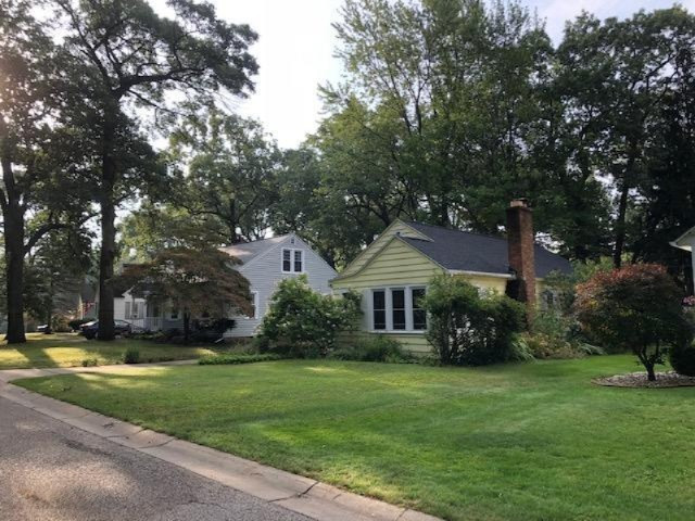 1461 Ridge Avenue Muskegon, MI 49441 - Photo 4 of 34 IMG_3882