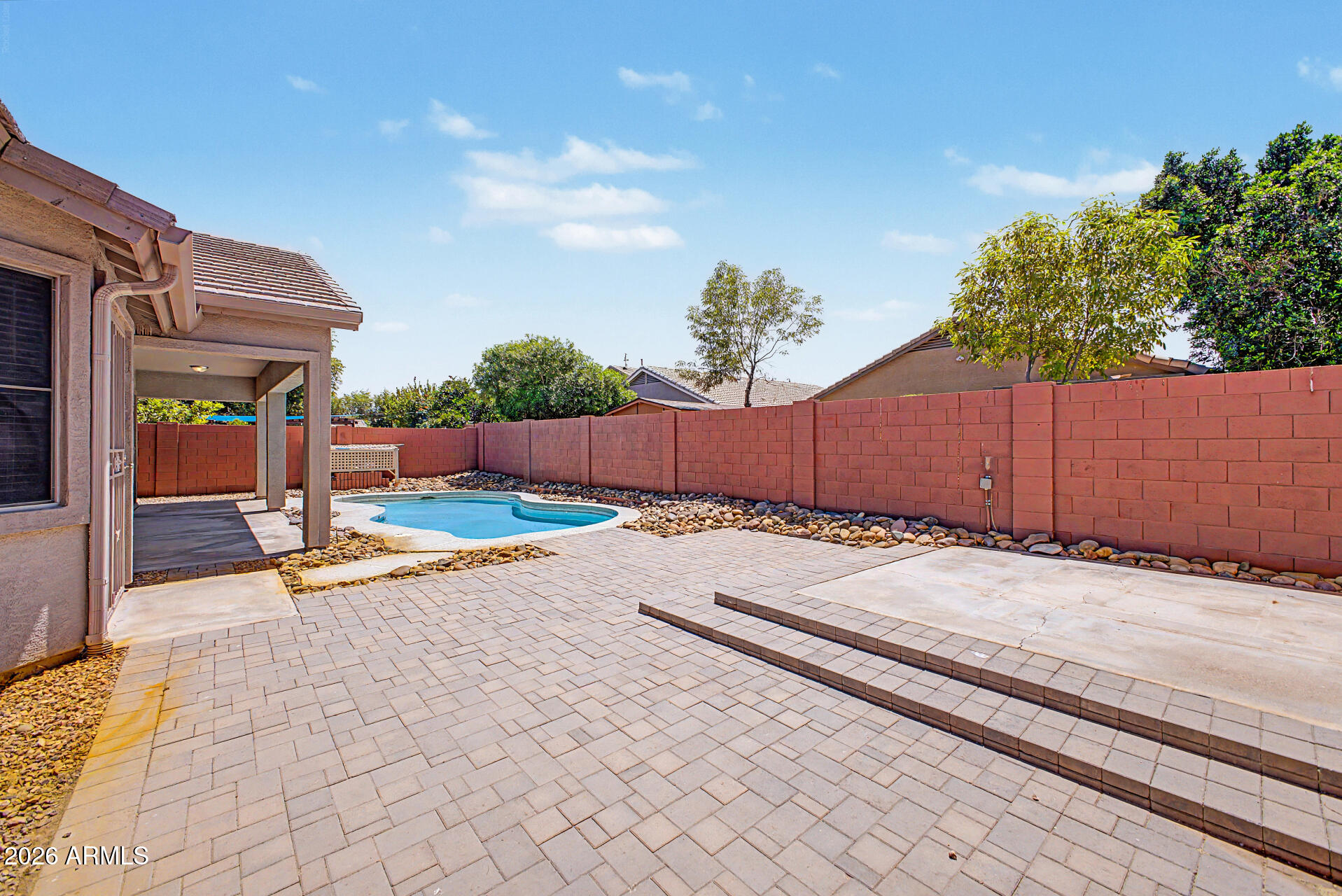 11199 West Monte Vista Road Avondale, AZ 85392 - Photo 34 of 36 a backyard of a house