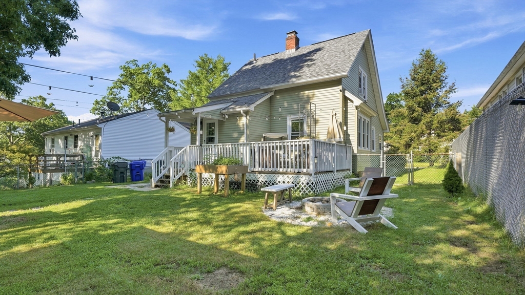 87 Lakevilla Avenue Springfield, MA 01109 - Photo 33 of 39