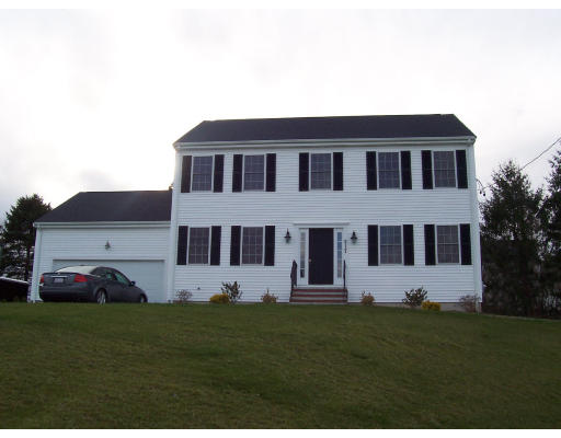 217 Highridge Road Somerset, MA 02726 - Photo 11 of 13 Gallery Image 11