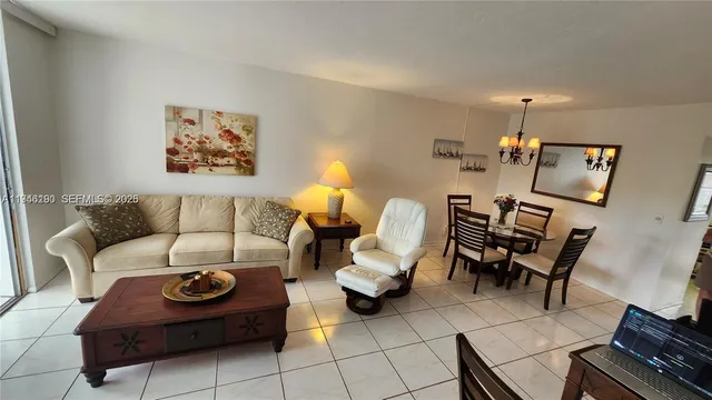 $115,000 | 2821 Somerset Drive, Unit 400, Lauderdale Lakes, FL 33311
