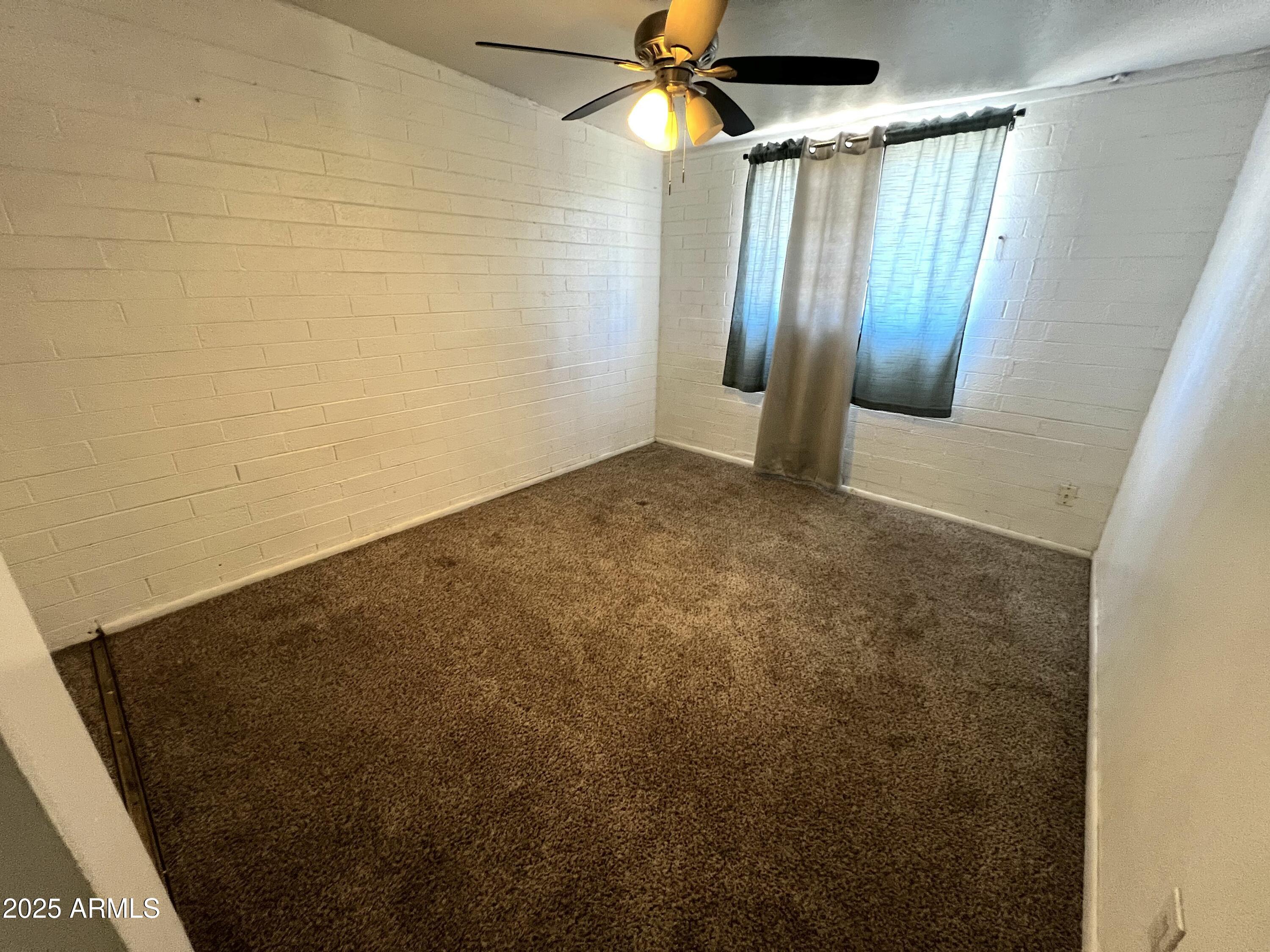 3905 West Almeria Road Phoenix, AZ 85009 - Photo 3 of 12 IMG_6324