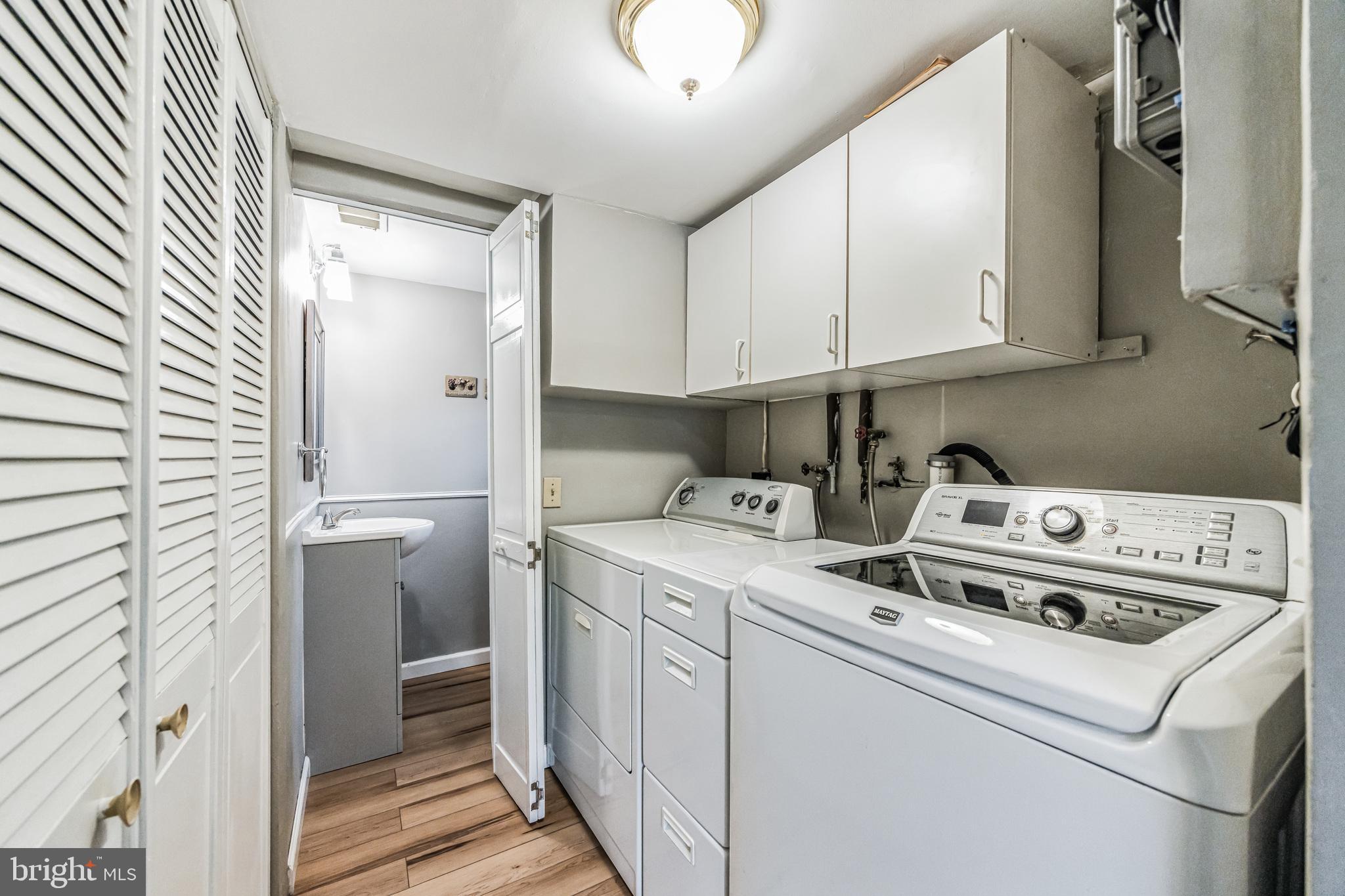 709 Windsor Place Wallingford, PA 19086 - Photo 17 of 35 Laundry