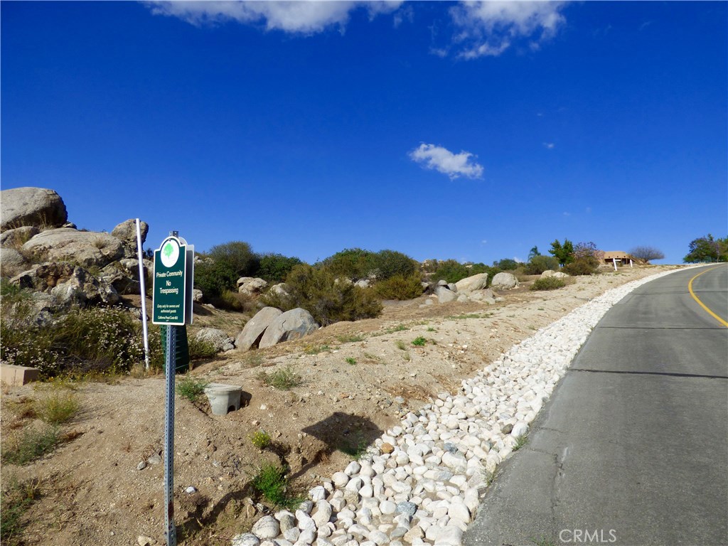 22990 Sky Mesa Road Homeland, CA 92548 - Photo 6 of 15 a view of a snow on the background of a building