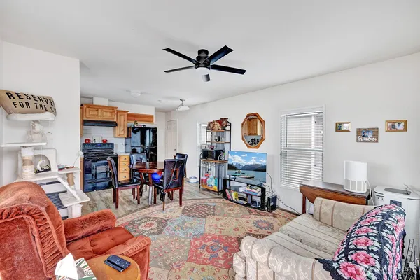 $52,950 | 3418 South 182nd Street, Unit 163, SeaTac, WA 98188