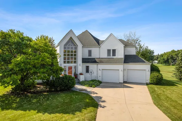 $859,900 | 2878 Lilac Lane North, Fargo, ND 58102
