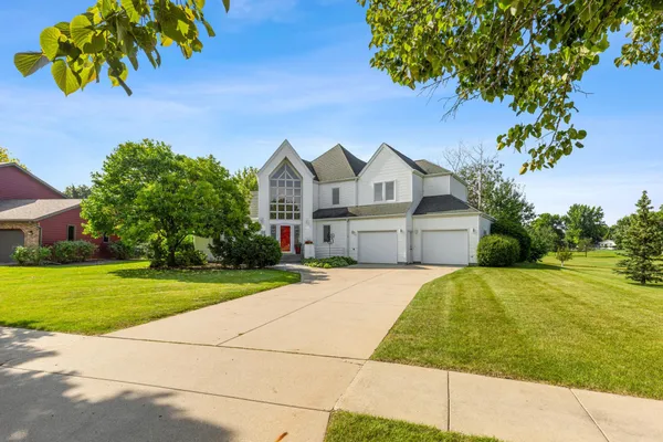 $859,900 | 2878 Lilac Lane North, Fargo, ND 58102