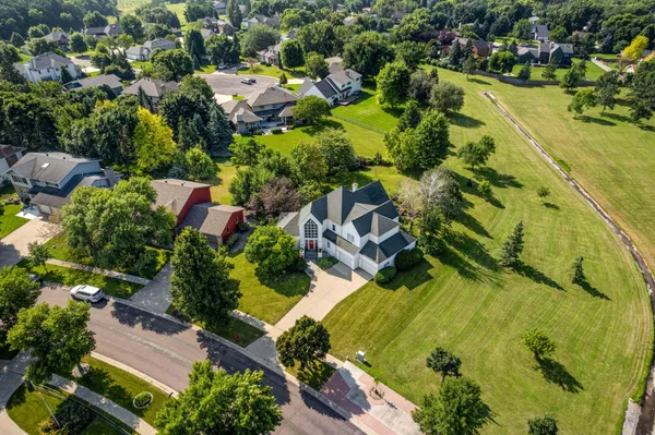 $859,900 | 2878 Lilac Lane North, Fargo, ND 58102