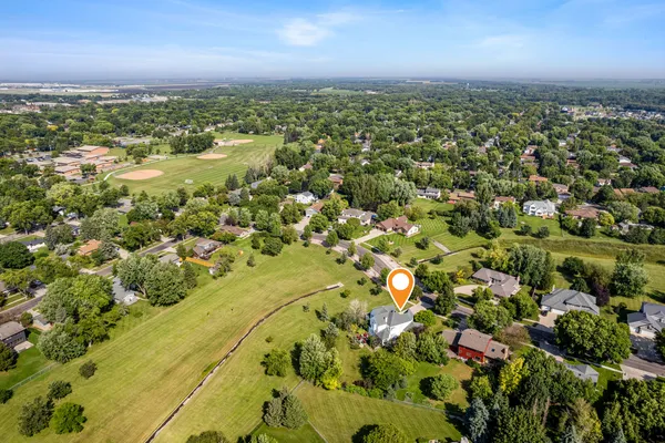 $859,900 | 2878 Lilac Lane North, Fargo, ND 58102