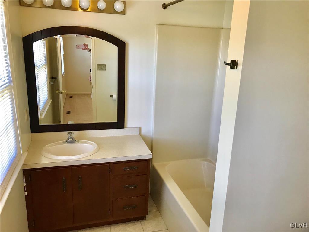1003 Barnside Road Allentown, PA 18103 - Photo 14 of 20 Gallery Image 14