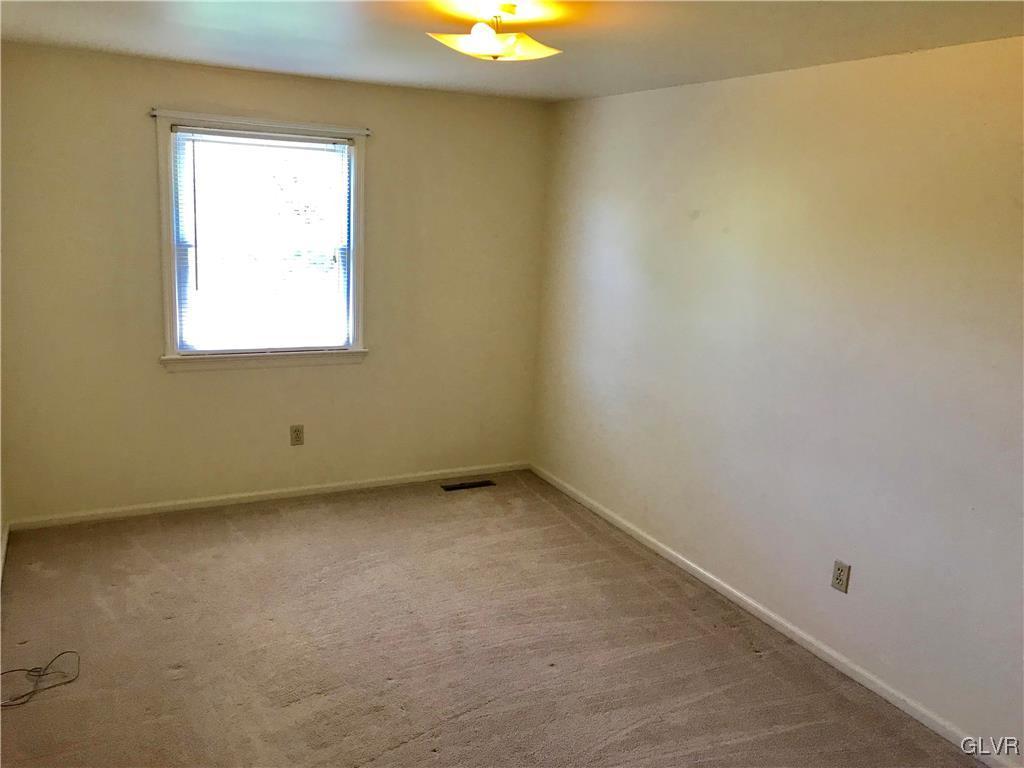 1003 Barnside Road Allentown, PA 18103 - Photo 8 of 20 Gallery Image 8
