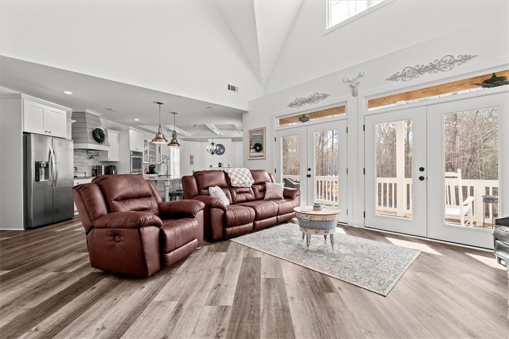 656 Paynes Lake Road Carrollton, GA 30116 - Photo 9 of 80