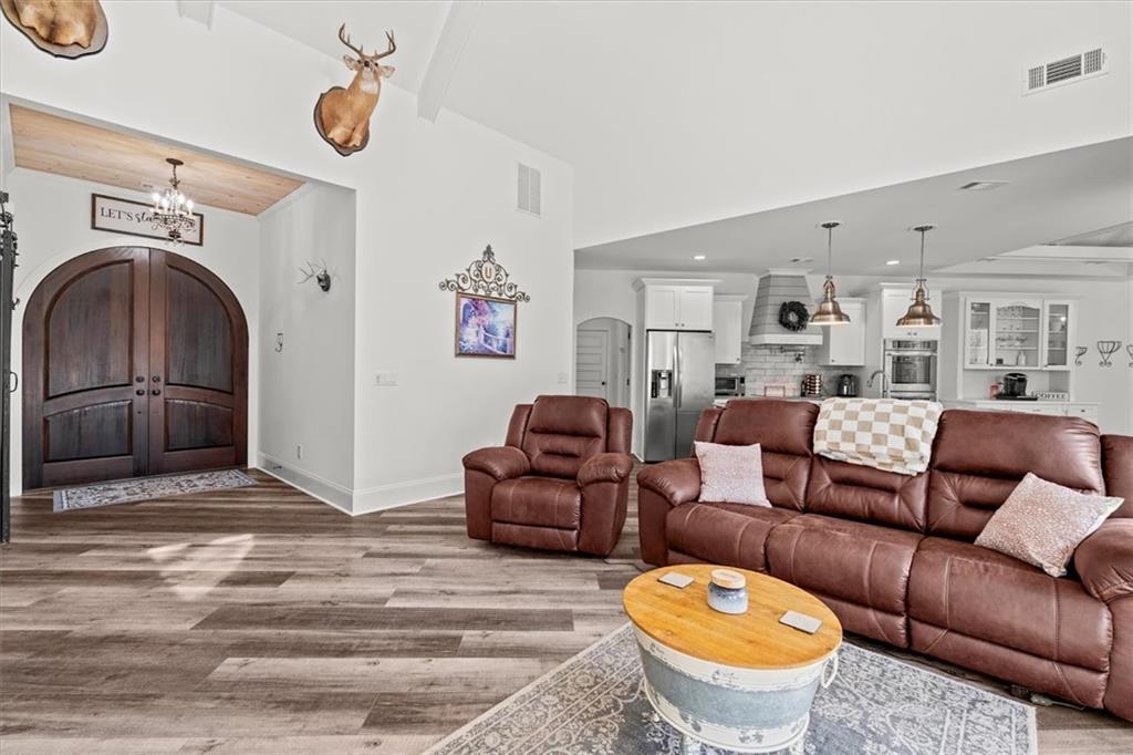 656 Paynes Lake Road Carrollton, GA 30116 - Photo 10 of 80