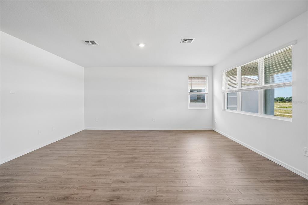 1749 Hummingbird Road Winter Haven, FL 33884 - Photo 4 of 30