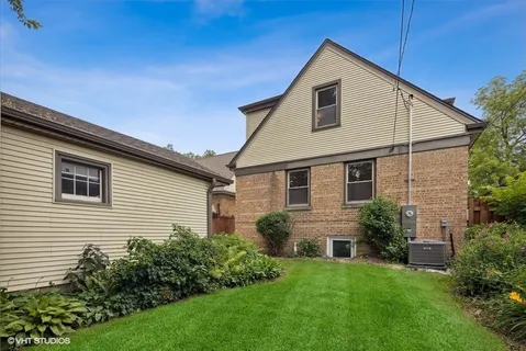 $519,000 | 2233 North 77th Court, Elmwood Park, IL 60707