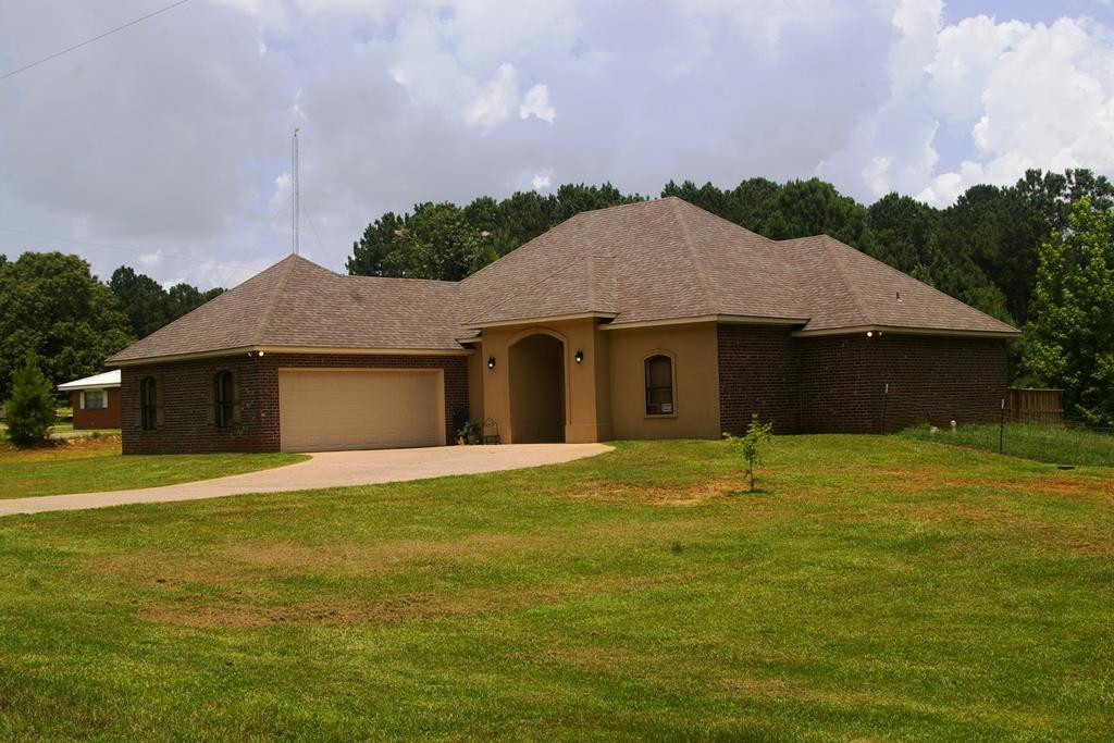 3603 Lower Liberty Gloster Road Liberty, MS 39645 - Photo 1 of 24 Main View