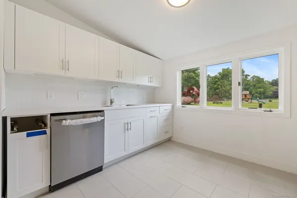 $2,850 | 529 Danbury Road, Unit C, Wilton, CT 06897