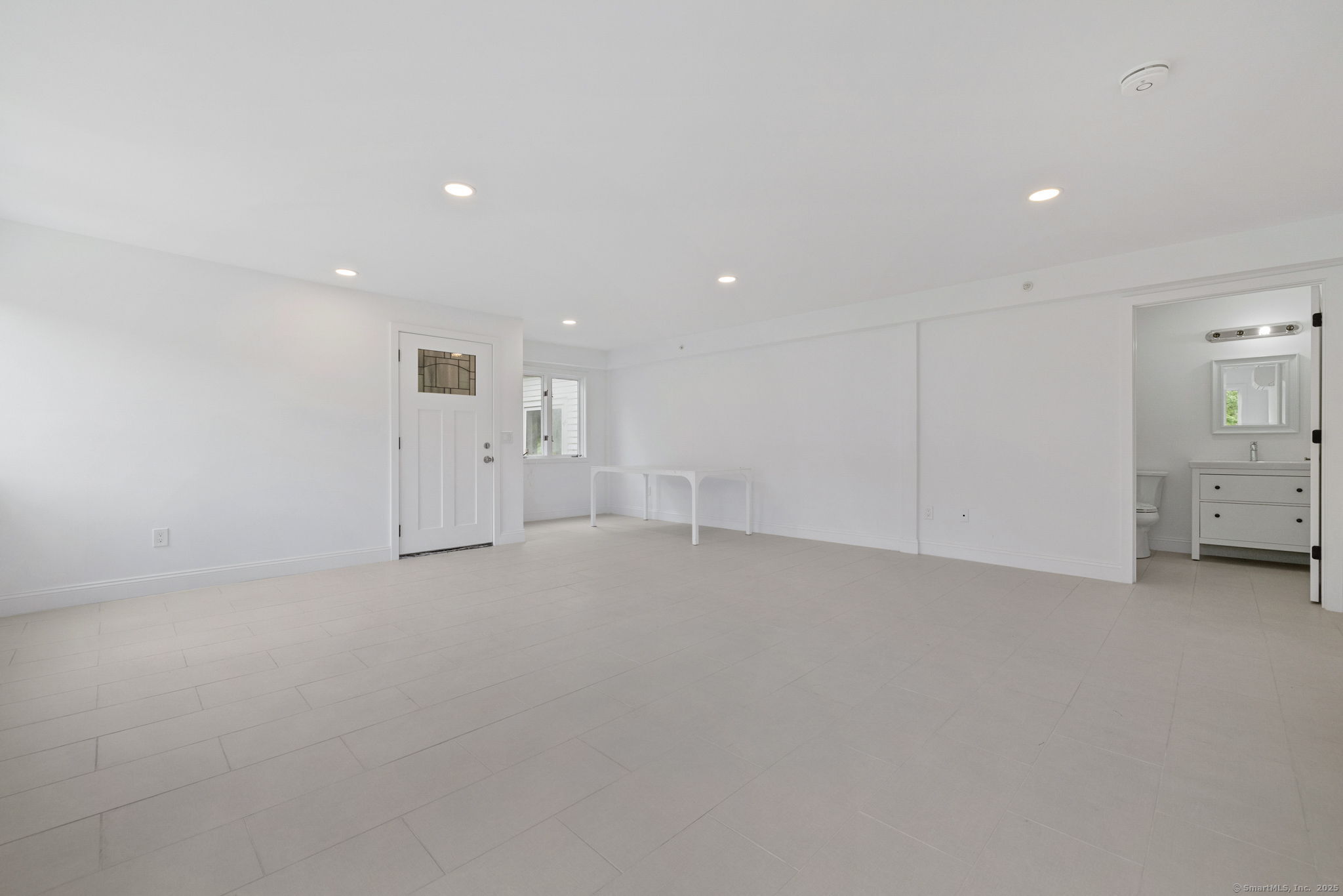 529 Danbury Road, Unit C Wilton, CT 06897 - Photo 7 of 21 a view of empty room