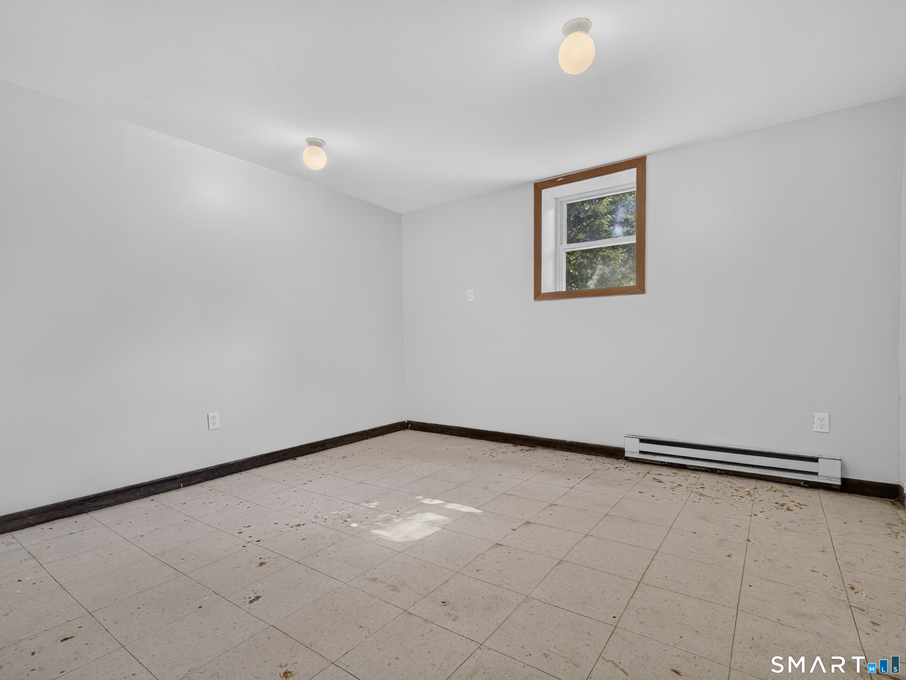 6 Hemlock Circle Clinton, CT 06413 - Photo 35 of 38 Gallery Image 35