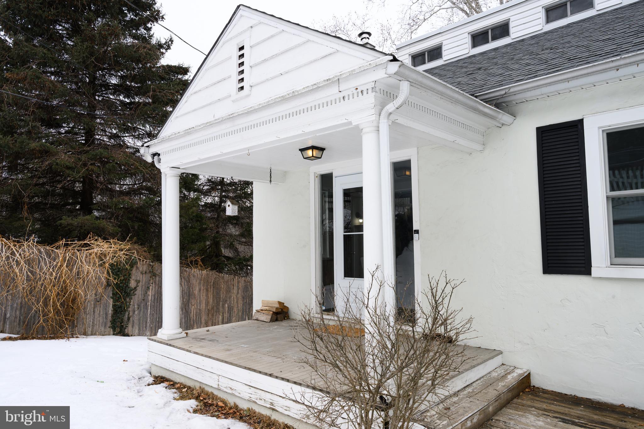 220 Balligomingo Road Conshohocken, PA 19428 - Photo 2 of 28