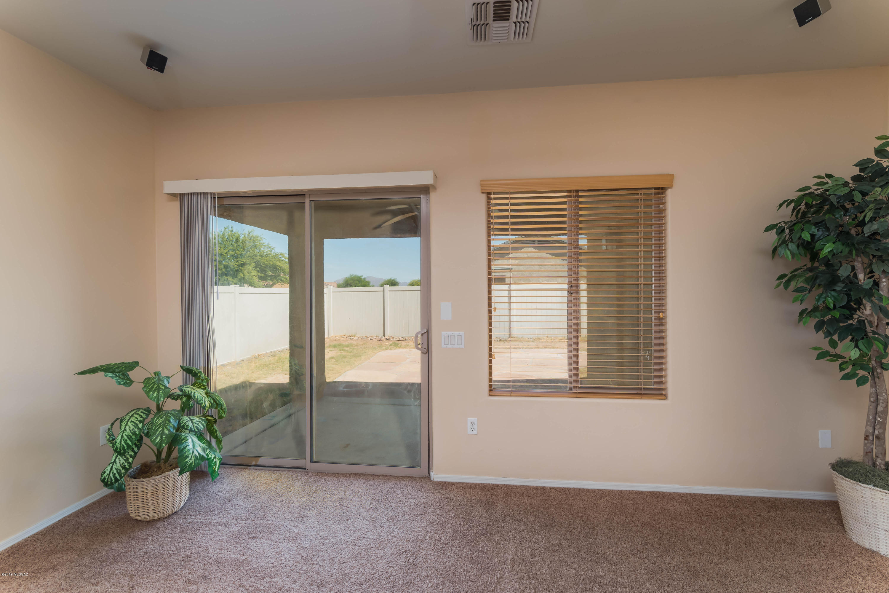 21060 East Reunion Road Red Rock, AZ 85145 - Photo 7 of 34