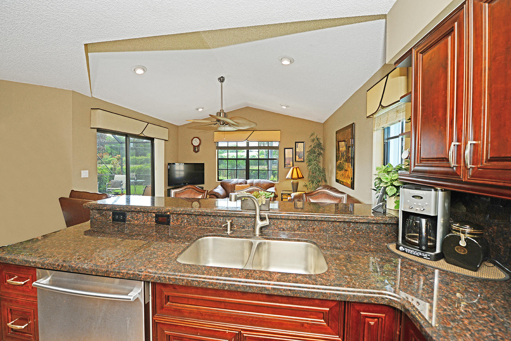 1906 Northwest 8th Street Boca Raton, FL 33486 - Photo 12 of 37 KITCHEN