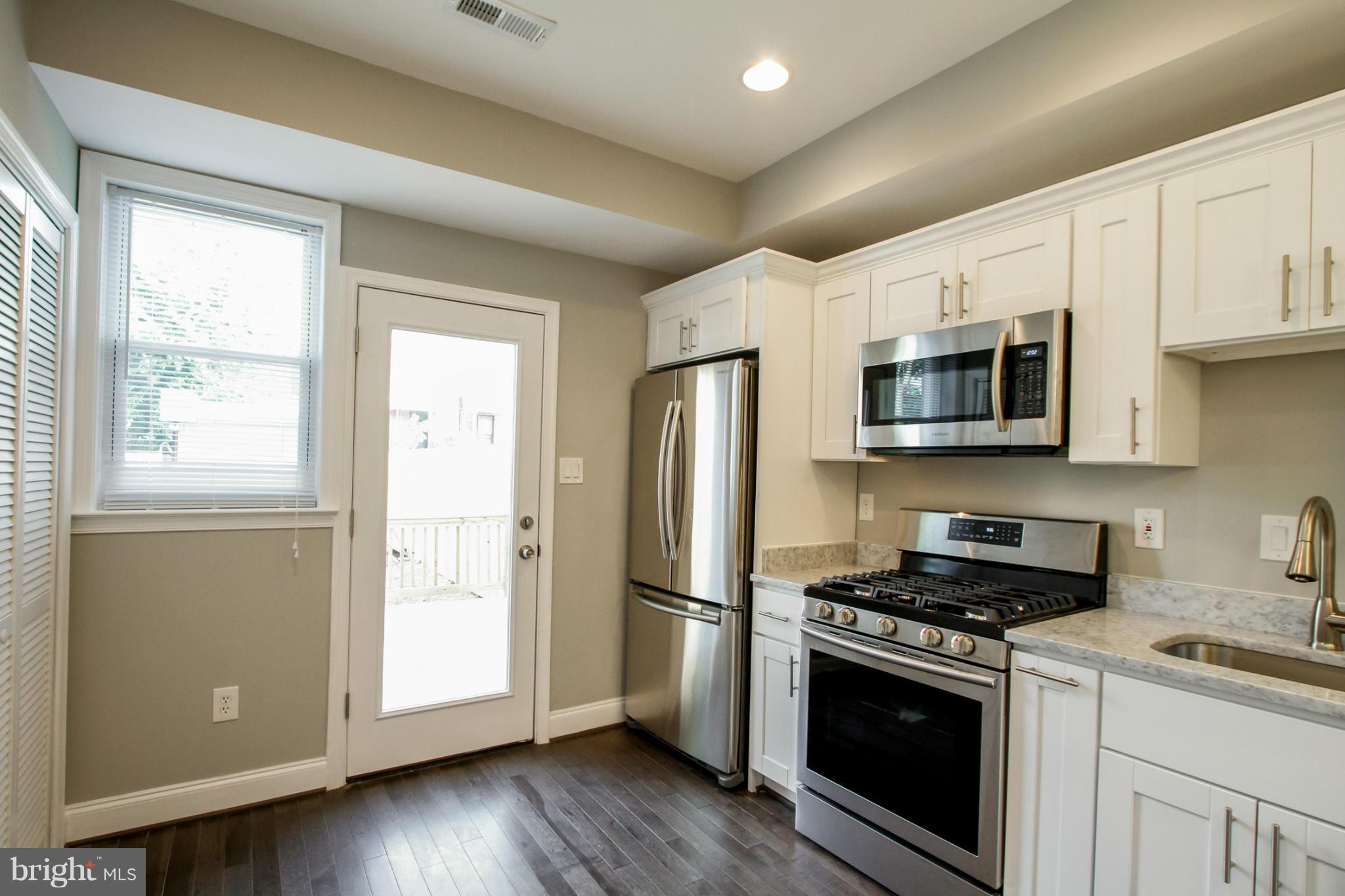 1850 L Street Northeast Washington, DC 20002 - Photo 8 of 19 Kitchen