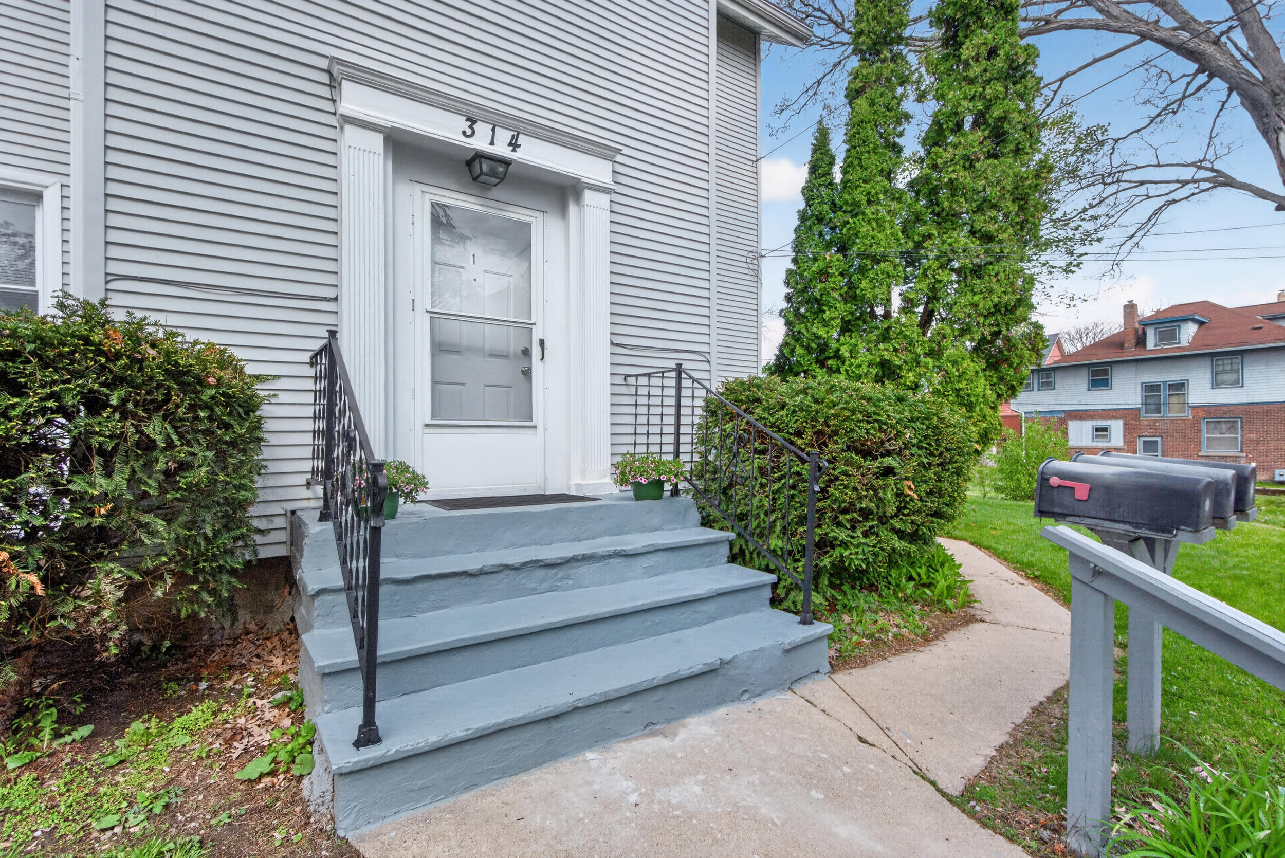 312-314 2nd Street Jackson, MI 49201 - Photo 3 of 55 312-314 Second St, Jackson, MI 49201