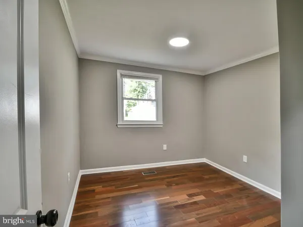 $3,995 | 6918 Pine Valley Drive, Glenn Dale, MD 20769