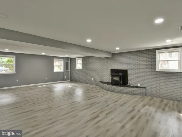 $3,995 | 6918 Pine Valley Drive, Glenn Dale, MD 20769